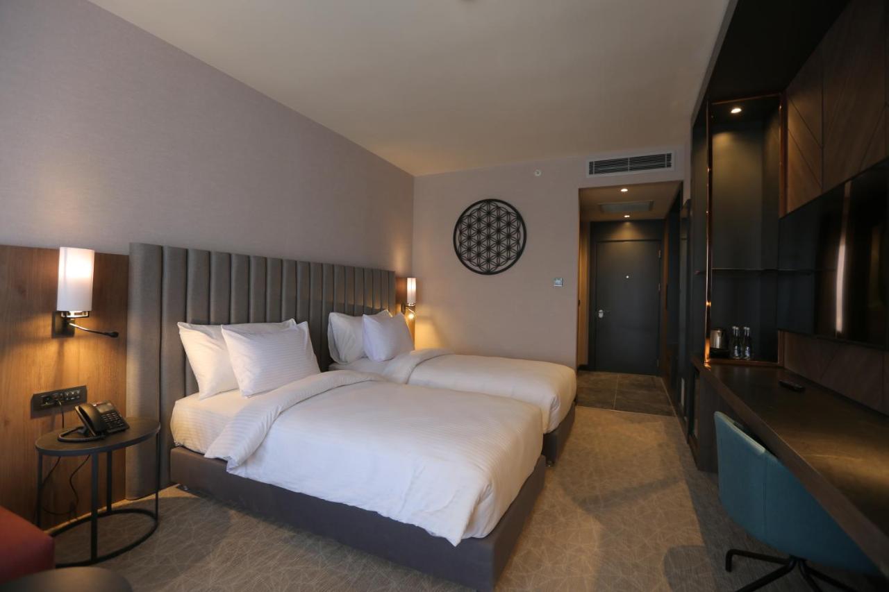 Crowne Plaza Ankara By Ihg Hotell Eksteriør bilde