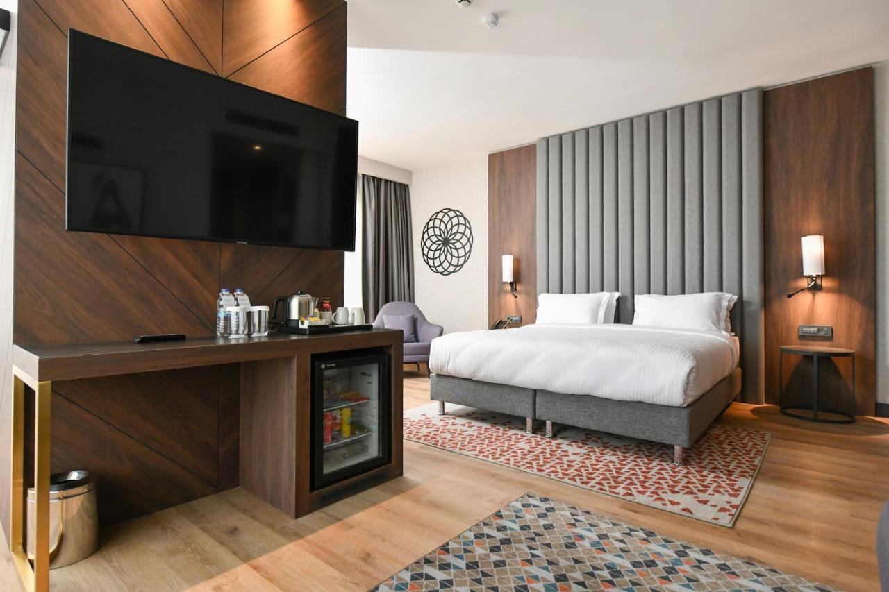Crowne Plaza Ankara By Ihg Hotell Eksteriør bilde