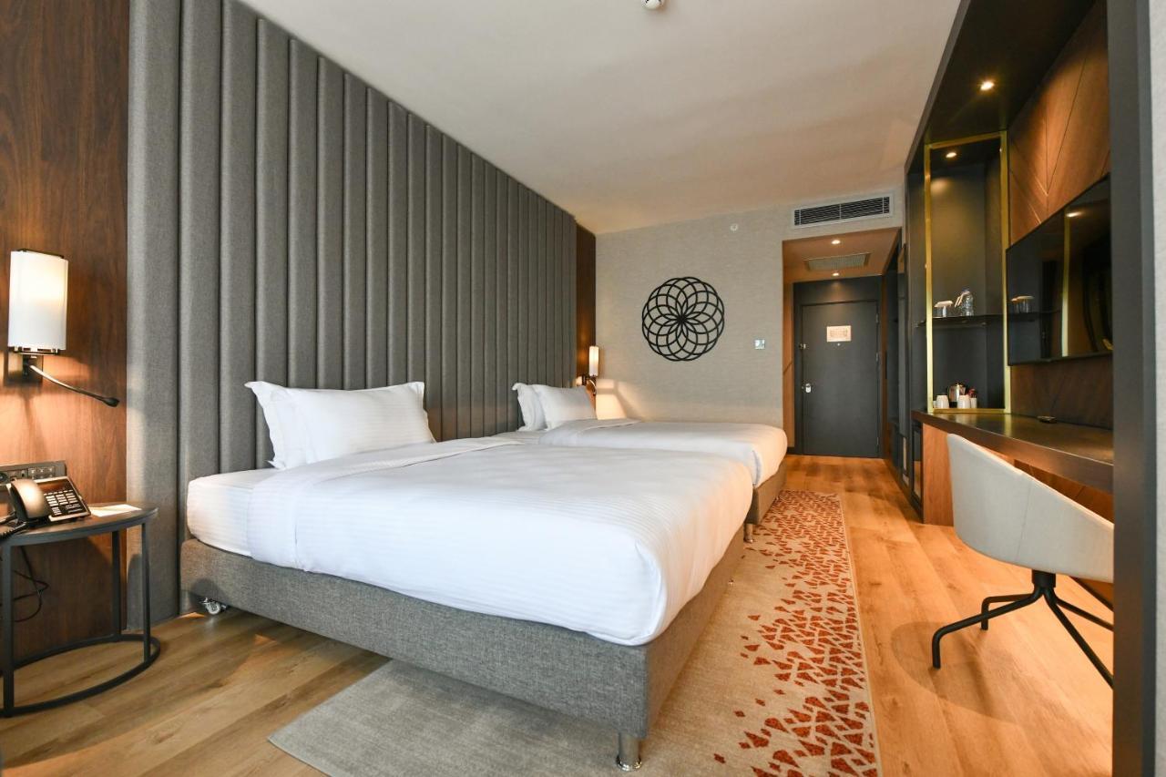 Crowne Plaza Ankara By Ihg Hotell Eksteriør bilde